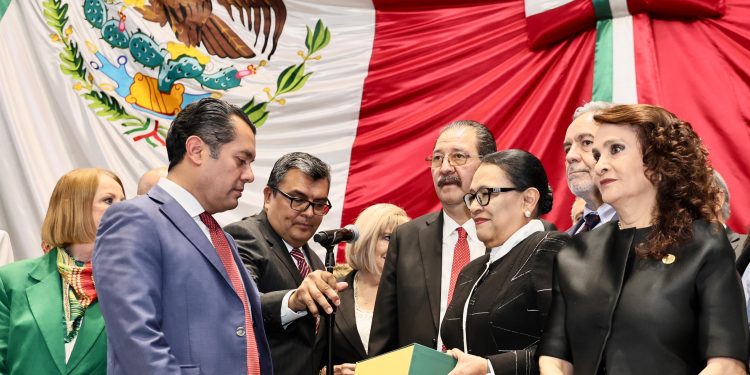 Rosa Icela Rodríguez entrega a San Lázaro el Primer Informe de Gobierno de Claudia Sheinbaum