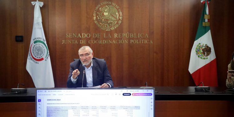 Adán Augusto responde: “No hay fuego amigo ni conflicto de interés”