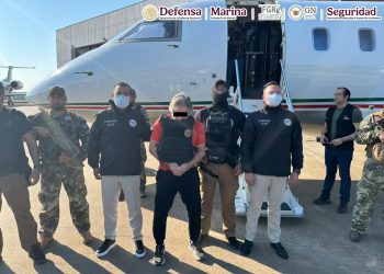 México recibe a Hernán “N” tras su expulsión de Paraguay; será trasladado al penal del Altiplano