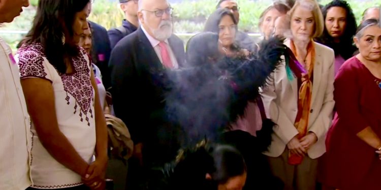 Laura Itzel Castillo destaca acuerdo de seguridad con EU y participa ritual de purificación en el Senado