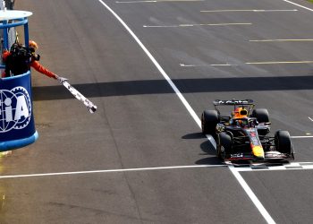 Verstappen conquista Monza y suma su 65° triunfo en la Fórmula 1