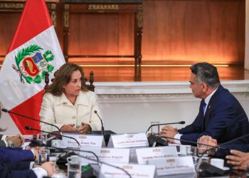 Alejandro Moreno se reúne con la presidenta de Perú, Dina Boluarte