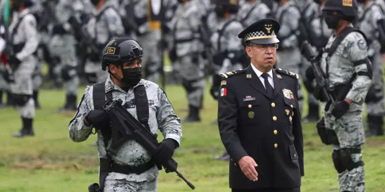 Aprueban reforma para que Senado ratifique nombramientos de coroneles y jefes superiores de Guardia Nacional