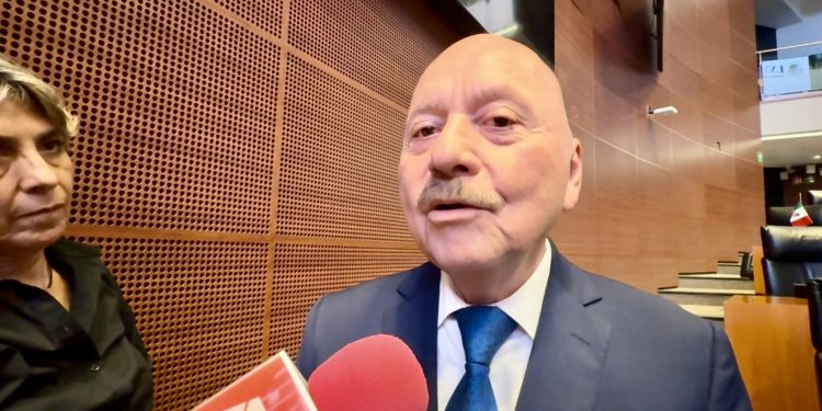 Senado abre la puerta a modificaciones en el impuesto a refrescos y bebidas azucaradas