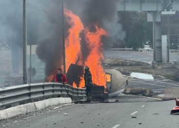 Senado guarda un minuto de silencio por víctimas de explosión en Iztapalapa y accidente en carretera Campeche-Mérida