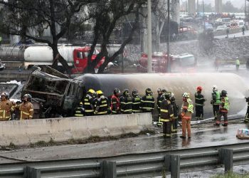 Aumenta a 20 el número de fallecidos por explosión de pipa en Iztapalapa