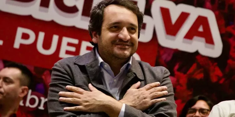 Andy López Beltrán niega tener amparo y acusa campaña de desprestigio