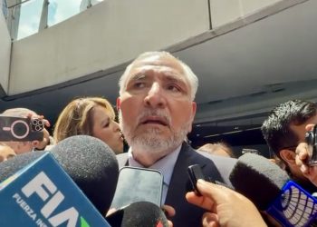 Senado cancela parlamento abierto para discutir reforma a la Ley de Amparo; oposición critica falta de transparencia