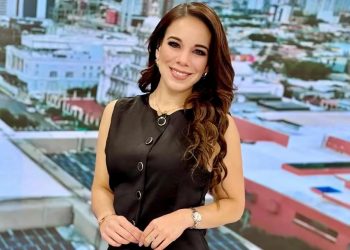 Mueren Débora Estrella, conductora de noticias y un piloto en desplome de avioneta en García, Nuevo León