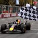 Verstappen gana en el GP de Azerbaiyán, mientras Piastri se estrella