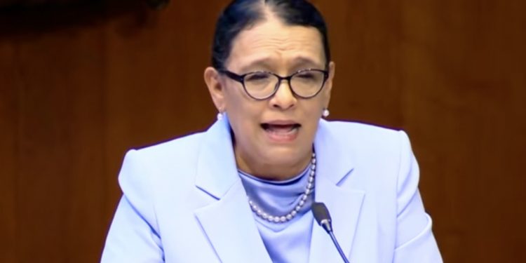 Advierte Rosa Icela Rodríguez: “habrá bastantes personas procesadas por huachicol fiscal”