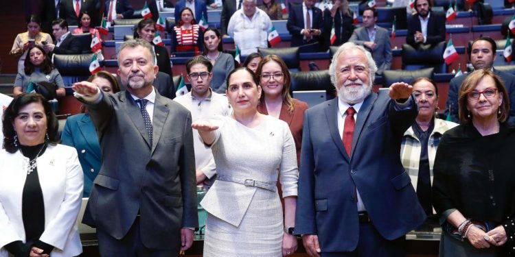 Senado ratifica a Alejandro Encinas como representante de México ante la OEA