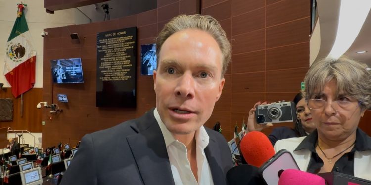 Manuel Velasco abre la puerta a que el Partido Verde compita solo en elecciones locales de 2027