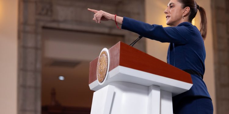 Sheinbaum aclara: no habrá debate con Petro sobre caso de DJs colombianos