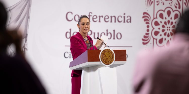 Sheinbaum descarta licencia de Adán Augusto y exige dejar que la justicia defina el caso Hernán Bermúdez