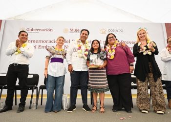 Citlalli Hernández y Eduardo Ramírez impulsan acciones contra el embarazo adolescente en Chiapas