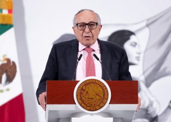 Refuerza Salud brigadas médicas y arranca campaña invernal de vacunación tras emergencia por lluvias