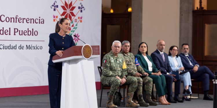Sheinbaum lamenta la división del movimiento progresista en Bolivia tras triunfo de Rodrigo Paz