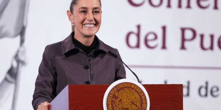 Sheinbaum insiste en modificar transitorio de Ley de Amparo para aclarar retroactividad