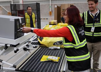 Inaugura alcaldesa Rosi Wong nuevo Centro de Distribución de Mercado Libre en Tecámac