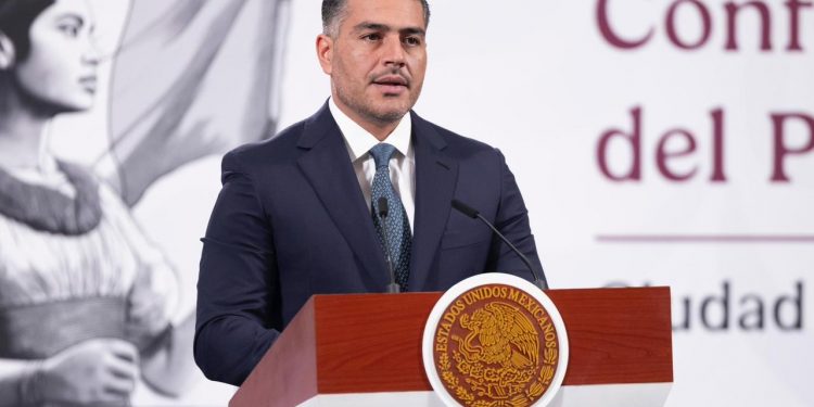 Aumentan decomisos de fentanilo; homicidios bajan 32% en el primer año de gobierno: García Harfuch