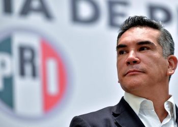 Alejandro Moreno anuncia acciones legales contra Claudia Sheinbaum por presuntas calumnias