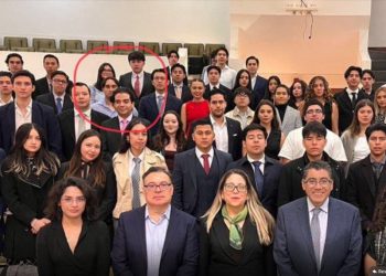 Jesús Ernesto López, hijo de AMLO, participa en Parlamento Juvenil en el Senado