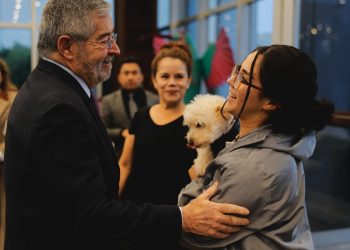 Llegan a CDMX mexicanos detenidos en Israel por llevar ayuda humanitaria a Gaza