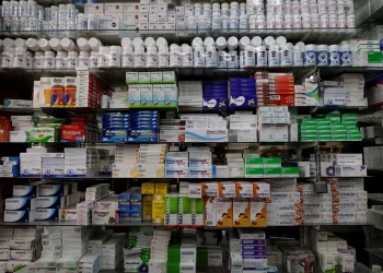 Sheinbaum advierte sanciones a farmacéuticas que incumplieron con entrega de medicamentos