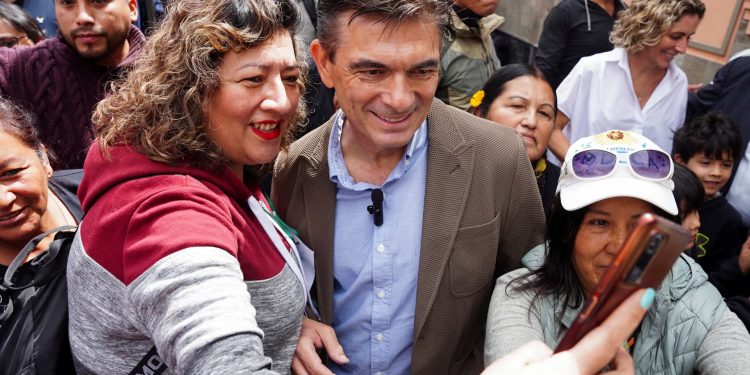 El centrista Rodrigo Paz gana la presidencia de Bolivia, pone fin a casi 20 años de gobierno izquierdista