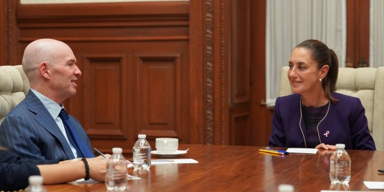 Sheinbaum dialoga con Ben Horowitz sobre el futuro del desarrollo de la inteligencia artificial en México