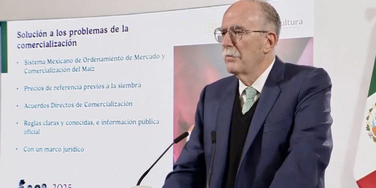 Gobierno y productores logran acuerdo para levantar bloqueos; apoyos por 950 pesos por tonelada y creación del Sistema Mexicano de Comercialización del Maíz