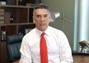 “Gobiernos estúpidos y corruptos”, Alito Moreno arremete contra Morena