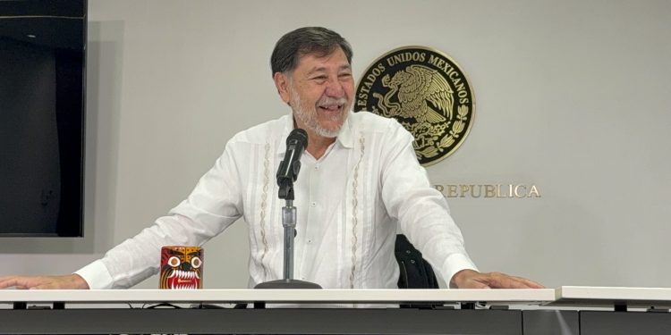 Fernández Noroña confirma licencia de 11 días como senador para viajar a Palestina; gastos de viaje serán cubiertos por Emiratos Árabes Unidos