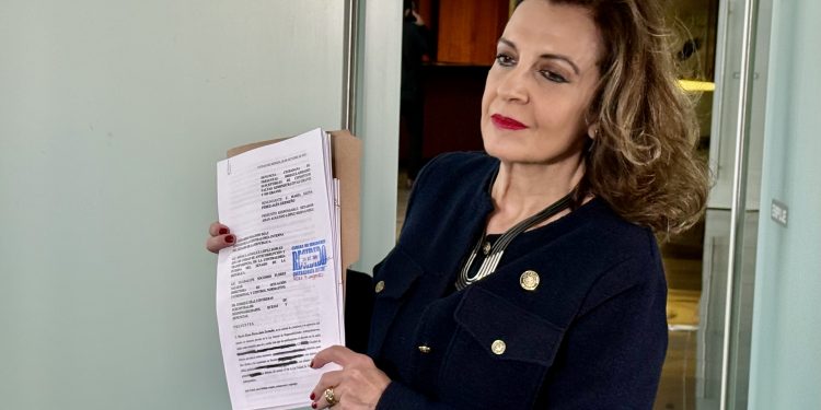 Pérez-Jaén denuncia a Adán Augusto López ante el Senado por presunto cohecho y enriquecimiento ilícito