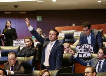 Senado aprueba y envía al Ejecutivo la nueva Ley de Amparo; oposición acusa retroactividad y uso político