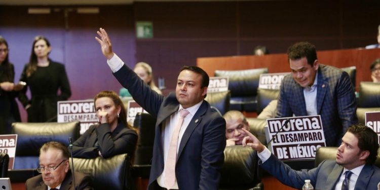 Senado aprueba y envía al Ejecutivo la nueva Ley de Amparo; oposición acusa retroactividad y uso político