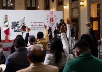 Sheinbaum comenta la destitución de Dina Boluarte y el Nobel de María Corina Machado