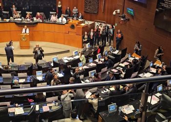 Senado da luz verde a reforma del amparo; oposición acusa retroceso histórico