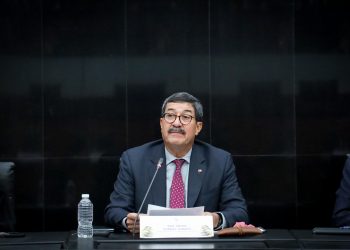 Javier Corral pide a Diputados eliminar retroactividad en reforma de Ley de Amparo