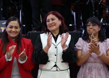 Alcaldesa de Morena pacta con PRI y PAN para cederles el control político de Tecámac