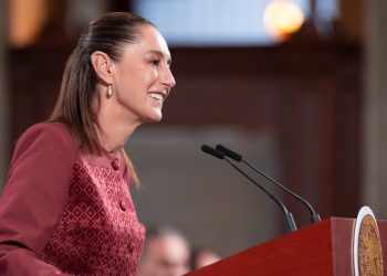 Sheinbaum busca consenso antes de enviar iniciativa para jornada laboral de 40 horas