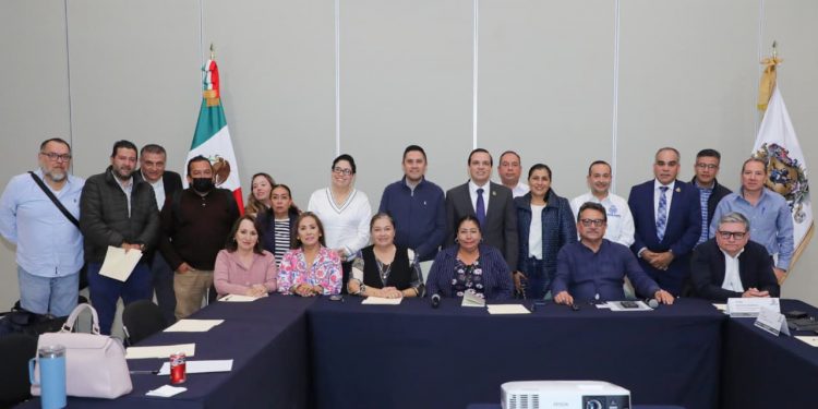 Claudia Silva destaca beneficios del acueducto Solís-León y llama a respaldar el proyecto