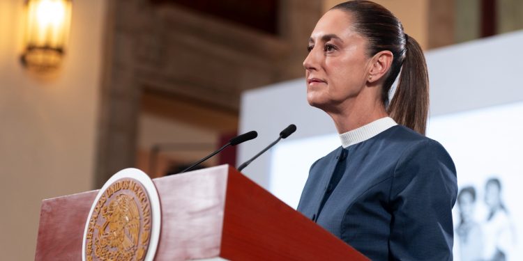 Sheinbaum condena asesinato de alcalde de Uruapan y advierte: “No habrá impunidad ni regreso a la guerra contra el narco”