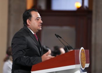 Gobierno proyecta expansión histórica de becas en 2026 con incorporación de casi 12 millones de alumnos de primaria