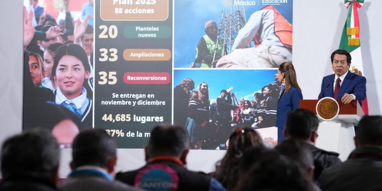 SEP proyecta 140 mil nuevos lugares en preparatoria y anticipa cumplimiento adelantado de metas sexenales