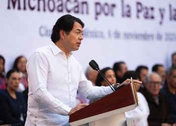 Casi 900 mil michoacanos recibirán becas educativas en 2026 con inversión superior a 6,300 millones de pesos