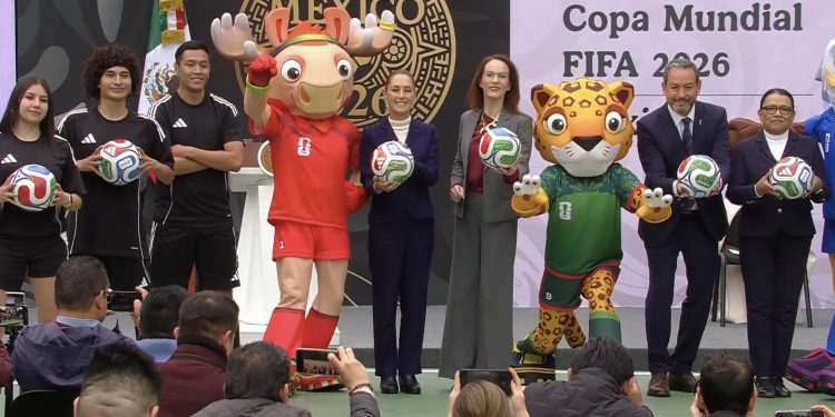 Sheinbaum a la Selección Mexicana: “Cada vez que pisen la cancha, piensen en el gran país que representan”