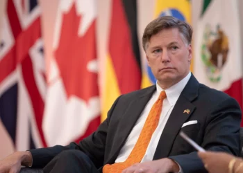 Christopher Landau llama a fortalecer la cooperación con México contra el crimen organizado tras asesinato de Carlos Manzo