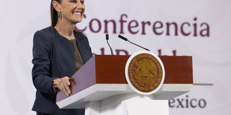 Congreso de Perú declara persona no grata a Claudia Sheinbaum, por “injerencia en asuntos internos”